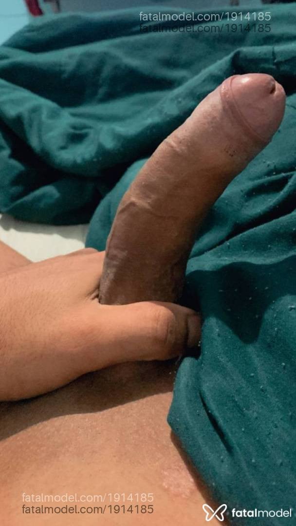 Acompanhante homem morena (o) de olhos castanhos em Porto Velho - Massimo