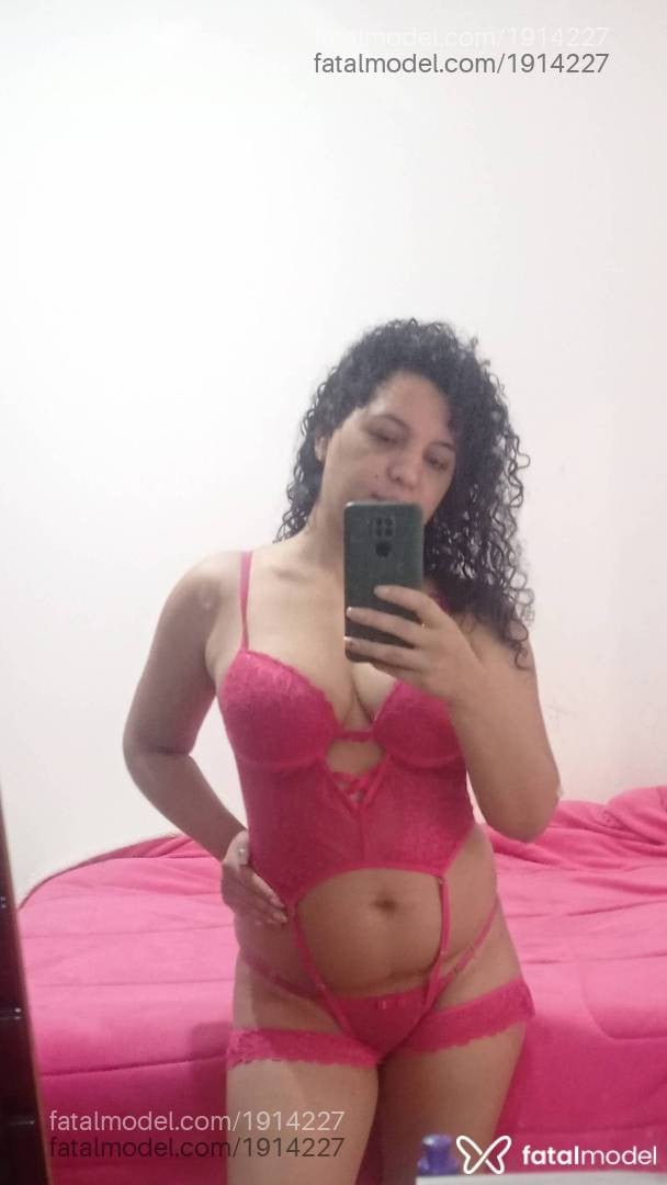 Acompanhante mulher com cabelo castanho de olhos castanhos - Melissa