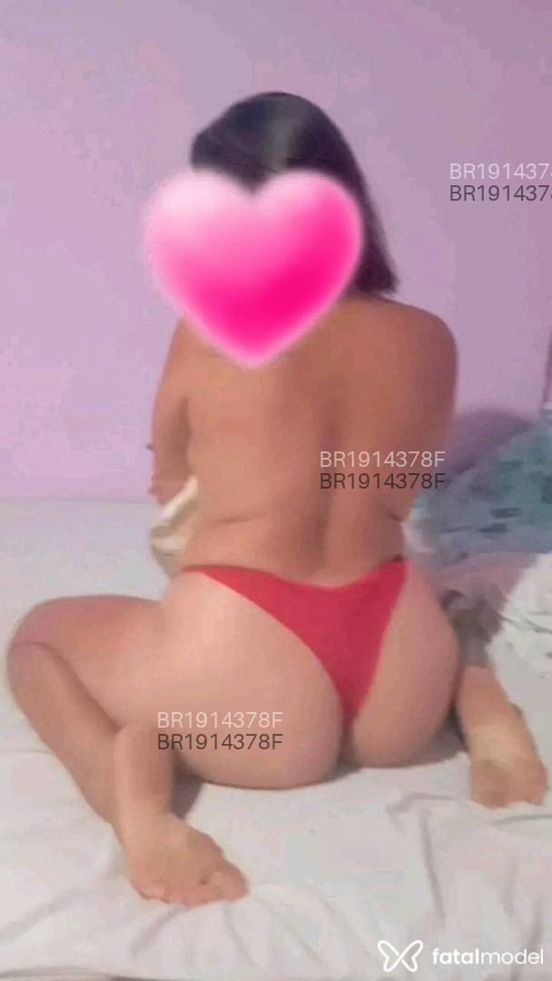 Acompanhante mulher morena (o) de olhos castanhos em Virtual Acompanhante mulher morena (o) de olhos castanhos em Virtual - Juliana