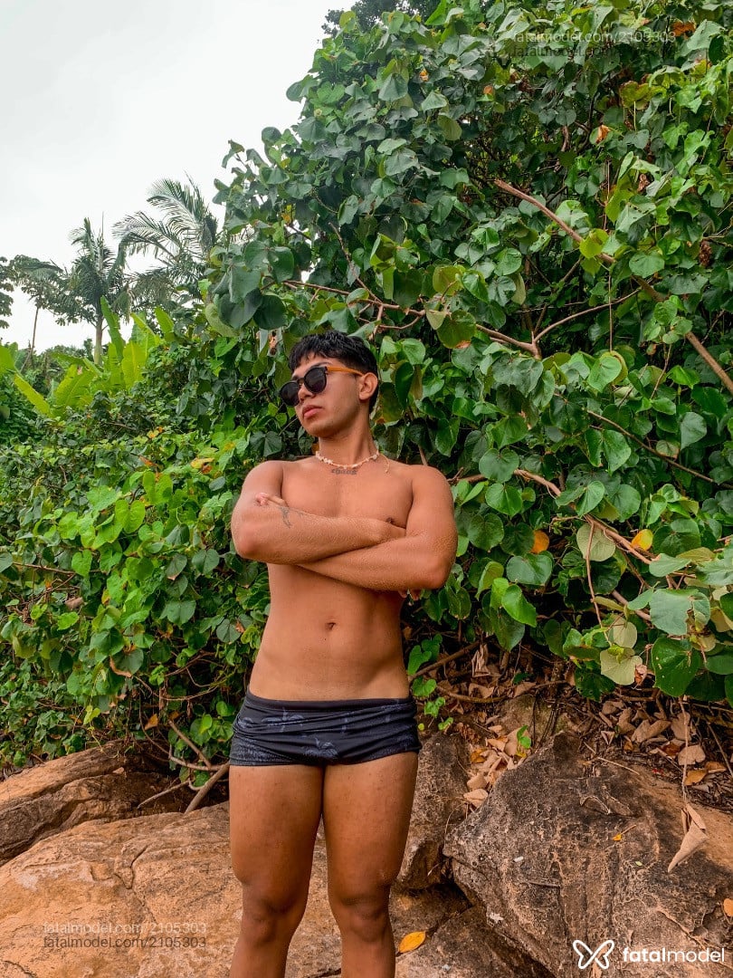 Acompanhante homem morena (o) de olhos pretos em Balneário Camboriú - Sam Oliver