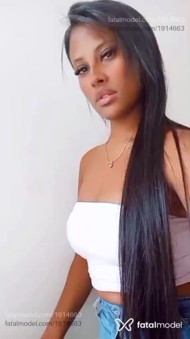 Acompanhante mulher com cabelo castanho de olhos castanhos em Jaboticabal - Jade Pimentel