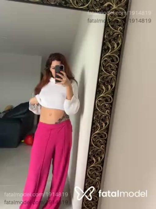 Acompanhante mulher ruiva (o) de olhos mel em Campinas - Gatti