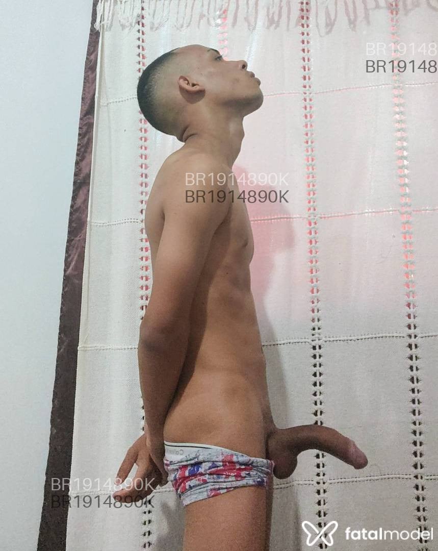 Acompanhante homem morena (o) de olhos castanhos em Rio de Janeiro - Ferreira