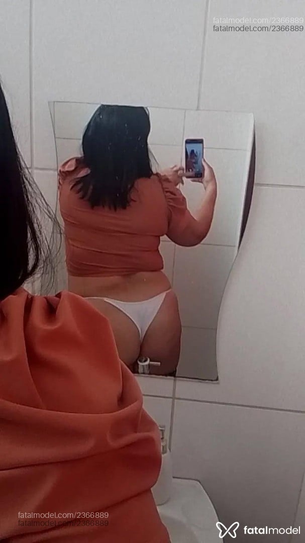 Acompanhante mulher morena (o) de olhos castanhos em Ipeúna Acompanhante mulher morena (o) de olhos castanhos em Ipeúna - Lucinéia