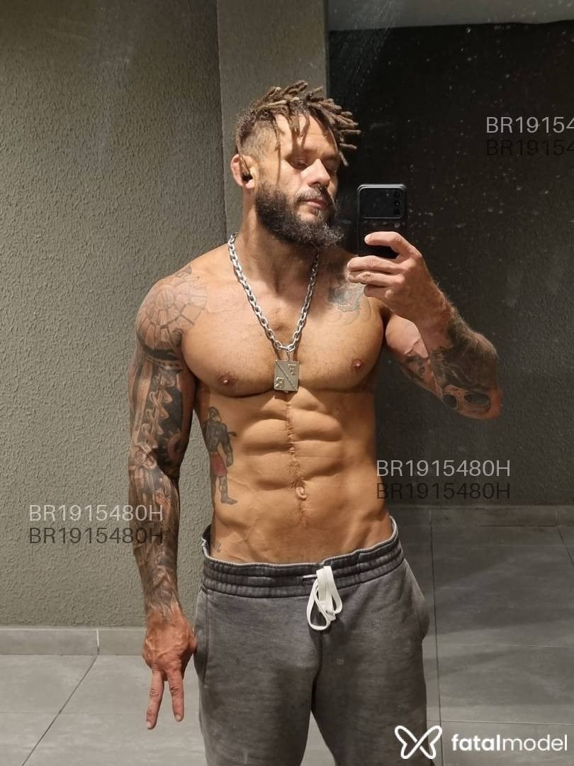 Acompanhante homem com cabelo castanho de olhos castanhos em Rio de Janeiro - Jhony