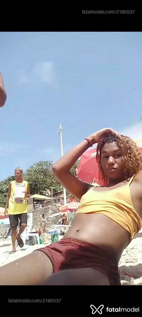 Acompanhante mulher trans com cabelo castanho de olhos castanhos em Rio de Janeiro - Kemilly Medeiros
