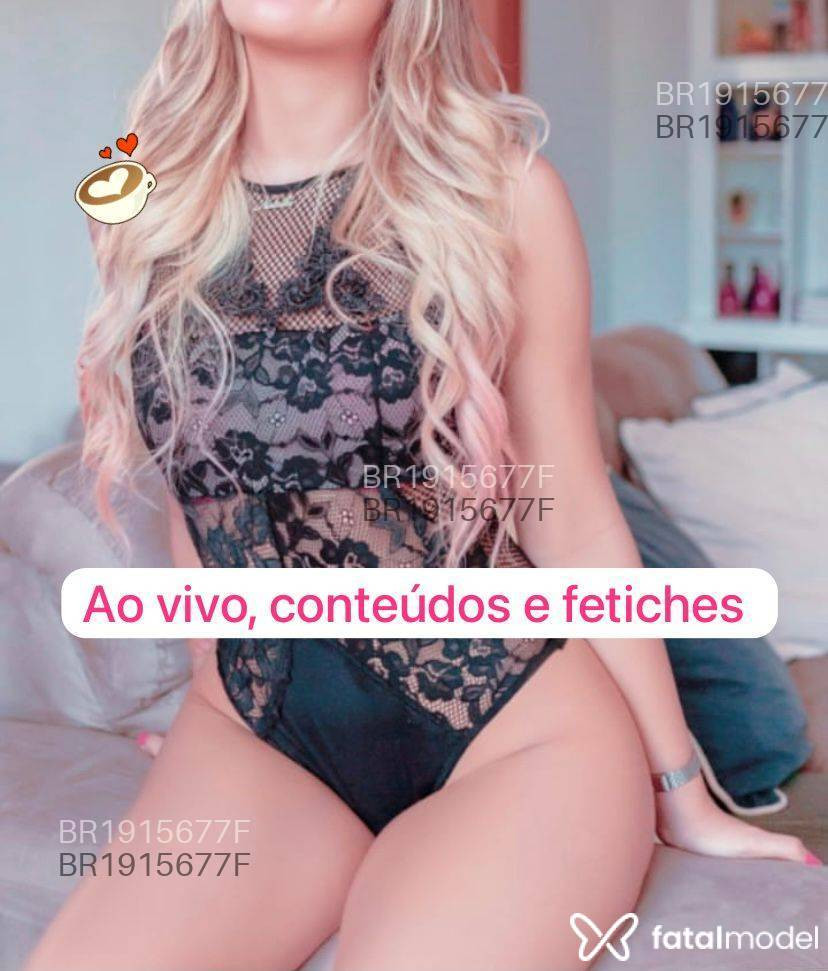 Acompanhante mulher loira (o) de olhos castanhos em Virtual - Jully