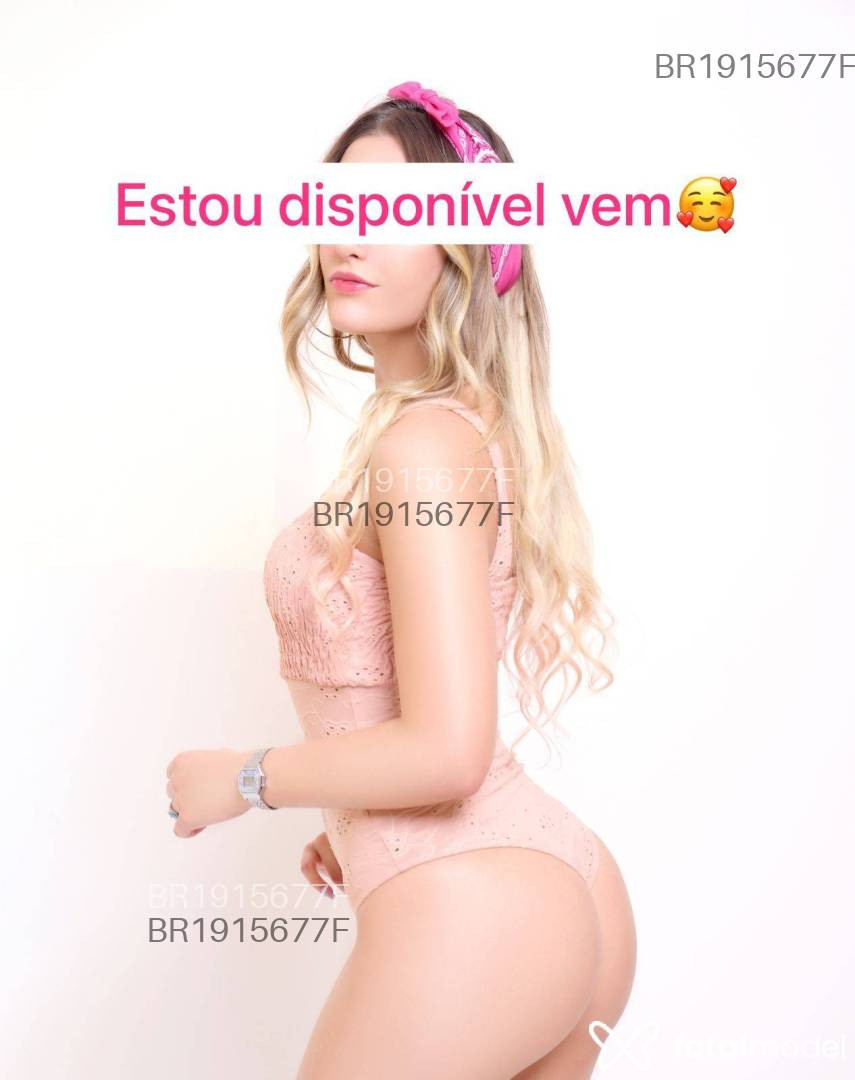 Acompanhante mulher loira (o) de olhos castanhos em Virtual Acompanhante mulher loira (o) de olhos castanhos em Virtual - Jully