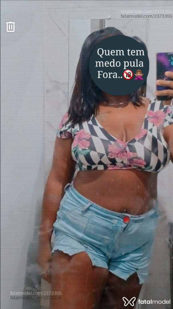 Acompanhante mulher com cabelo castanho de olhos castanhos em Virtual - Cris Guerra