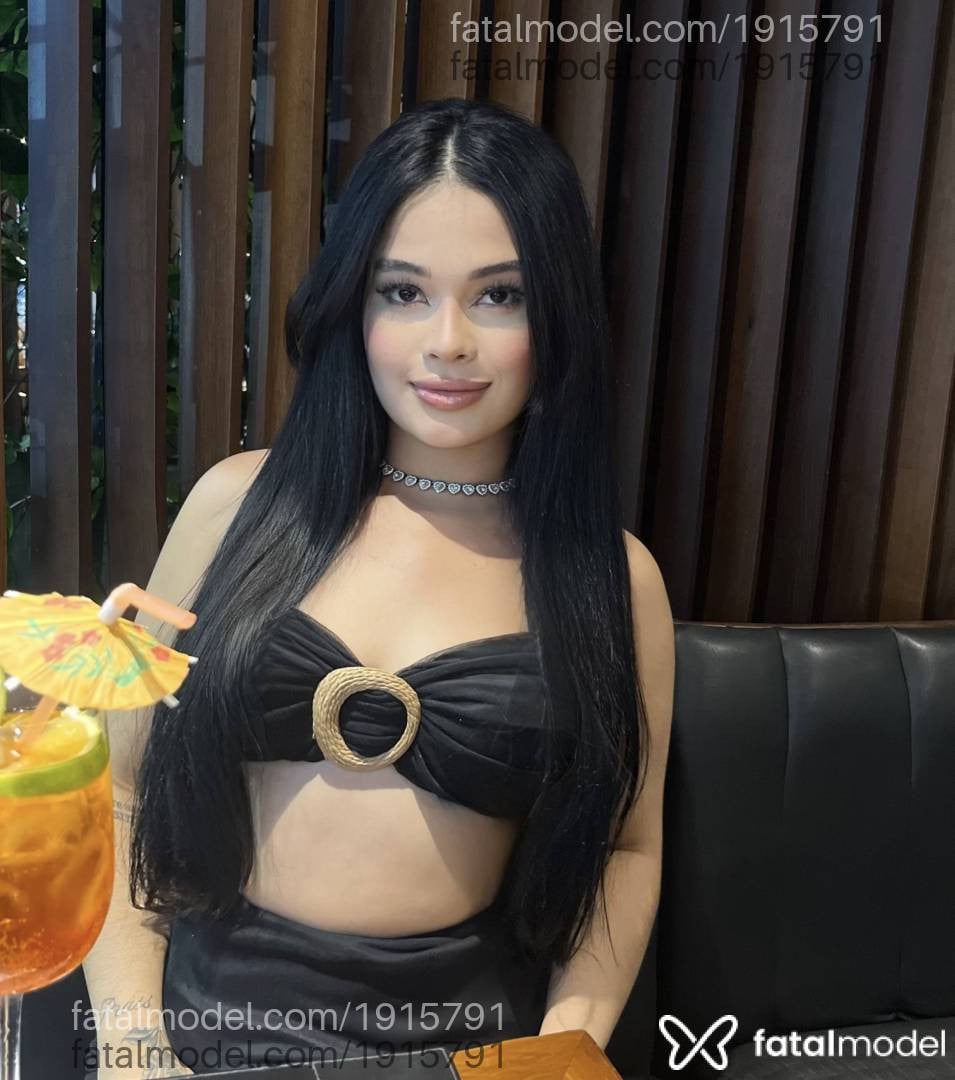 Acompanhante mulher morena (o) de olhos castanhos em Balneário Camboriú - Nina Bianchi