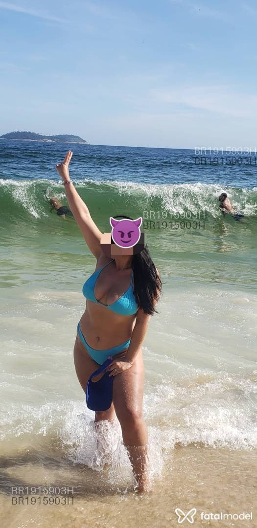 Acompanhante mulher morena (o) de olhos verdes em Aparecida de Goiânia Acompanhante mulher morena (o) de olhos verdes em Aparecida de Goiânia - Laura