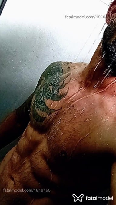Acompanhante homem morena (o) de olhos castanhos em Arapongas Acompanhante homem morena (o) de olhos castanhos em Arapongas - Leonardo