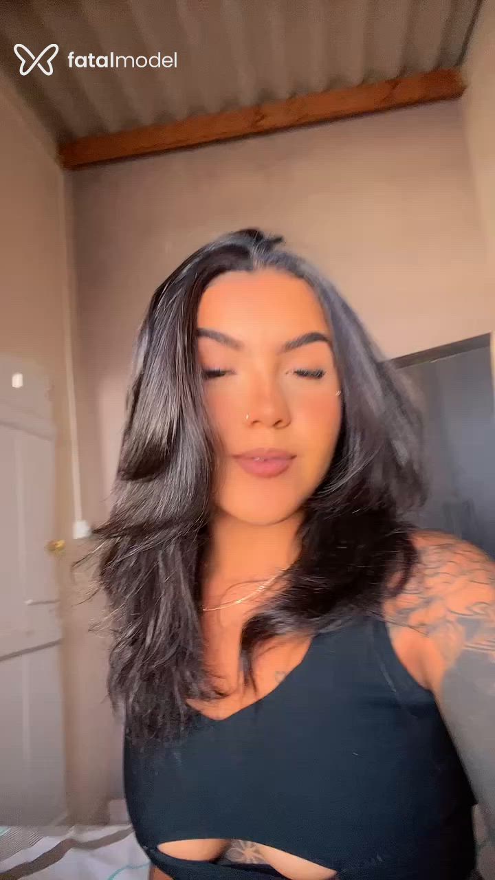 Acompanhante mulher com cabelo castanho de olhos pretos - Sabrina Acompanhante mulher com cabelo castanho de olhos pretos - Sabrina