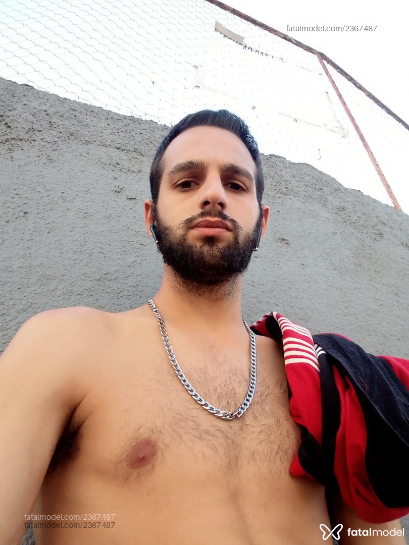 Acompanhante homem com cabelo castanho de olhos castanhos em Juiz de Fora - Phael