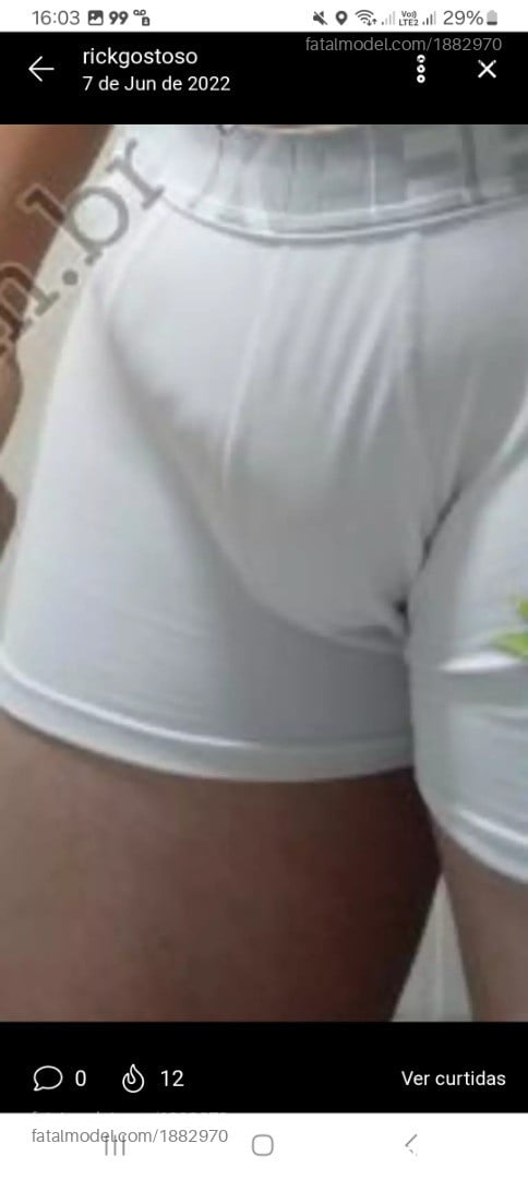 Acompanhante homem com cabelo castanho de olhos castanhos em Tramandaí Acompanhante homem com cabelo castanho de olhos castanhos em Tramandaí - Ricardo