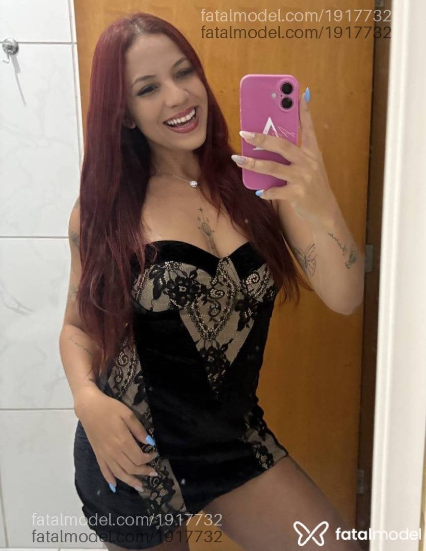 Acompanhante mulher ruiva (o) de olhos castanhos em Arapongas - Larissa