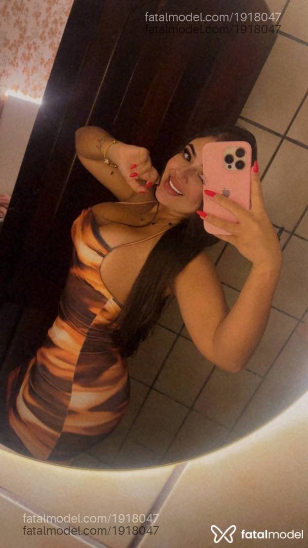 Acompanhante mulher com cabelo castanho de olhos castanhos em Itajaí - Manu