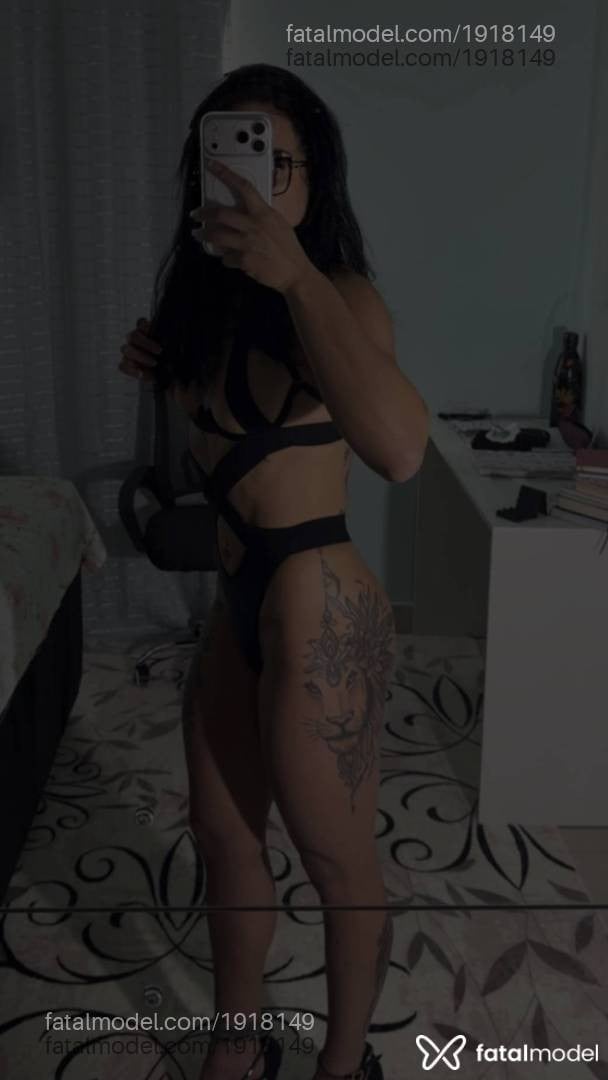 Acompanhante mulher morena (o) de olhos mel - Aurora Moraes