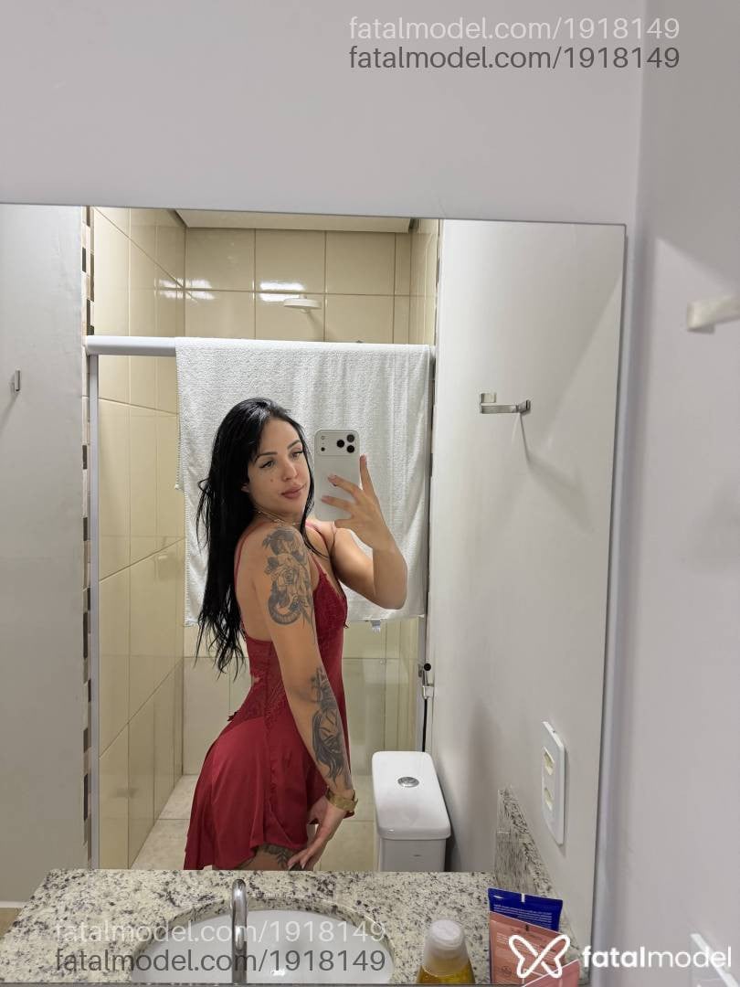 Acompanhante mulher morena (o) de olhos mel - Aurora Moraes