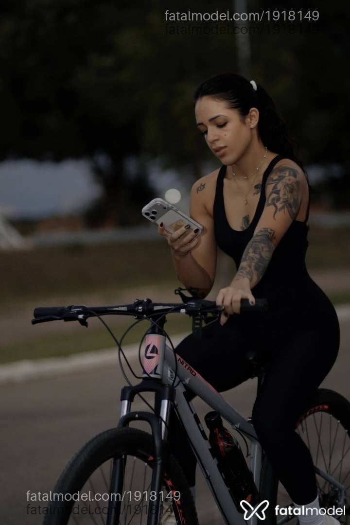 Acompanhante mulher morena (o) de olhos mel em Porto Velho - Aurora Moraes