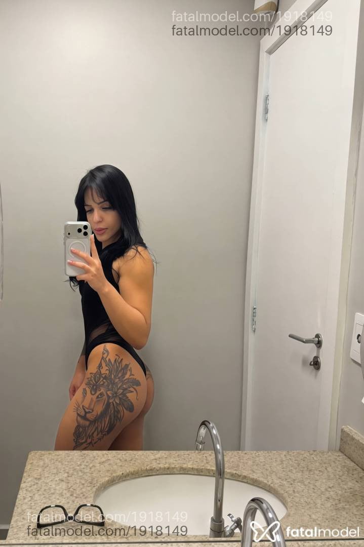 Acompanhante mulher morena (o) de olhos mel - Aurora Moraes
