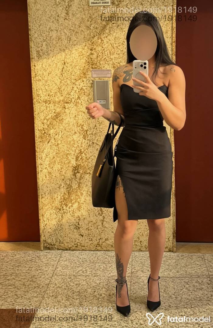 Acompanhante mulher morena (o) de olhos mel - Aurora Moraes