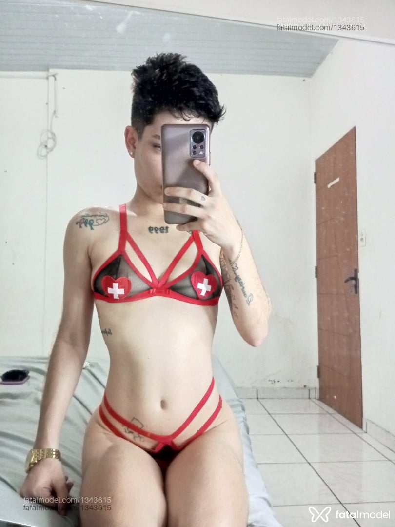 Acompanhante mulher loira (o) de olhos castanhos em Manaus Acompanhante mulher loira (o) de olhos castanhos em Manaus - Gabriella