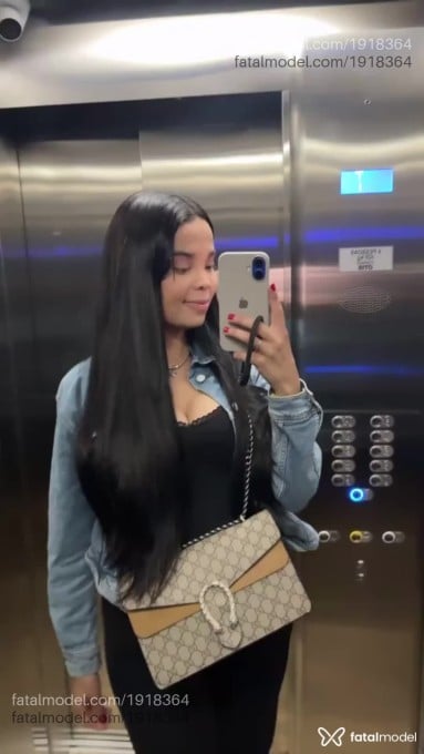 Acompanhante mulher morena (o) de olhos castanhos em Curitiba - sofia