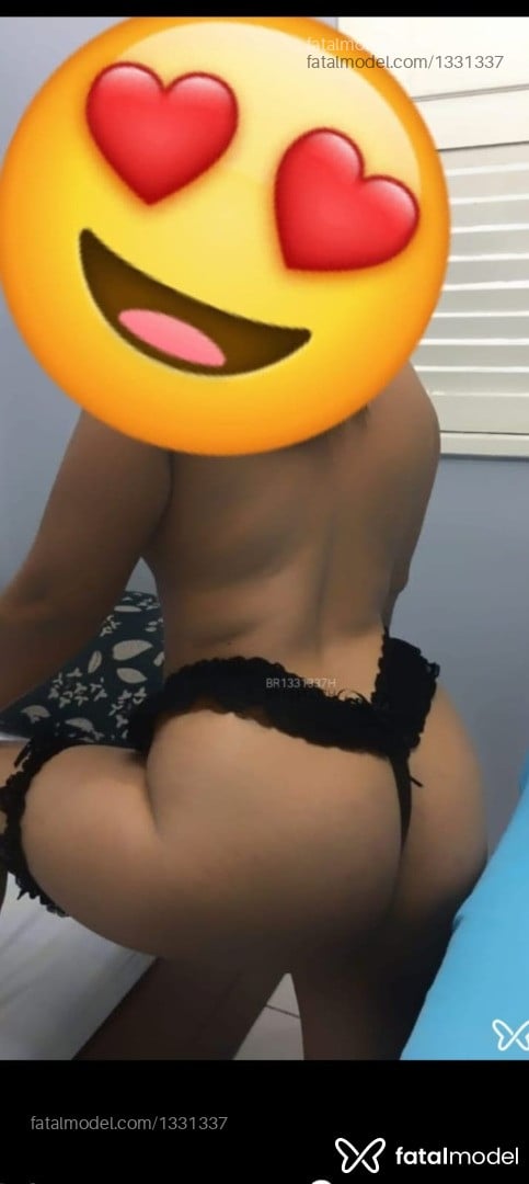Acompanhante mulher com cabelo castanho de olhos castanhos em Maceió Acompanhante mulher com cabelo castanho de olhos castanhos em Maceió - Dandara