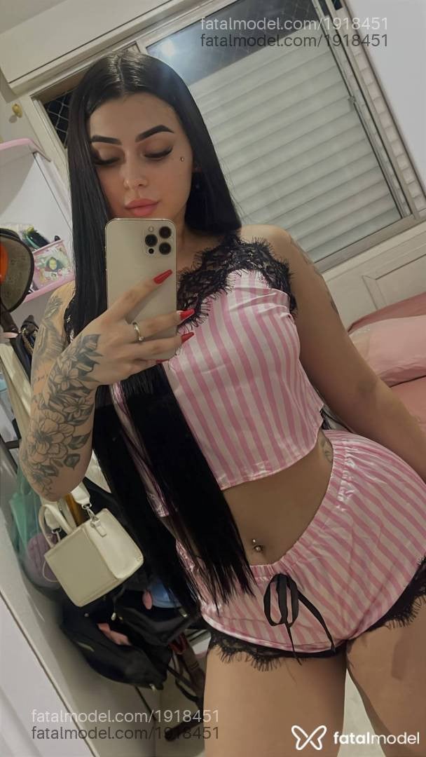 Acompanhante mulher morena (o) de olhos castanhos - Sofi Martins