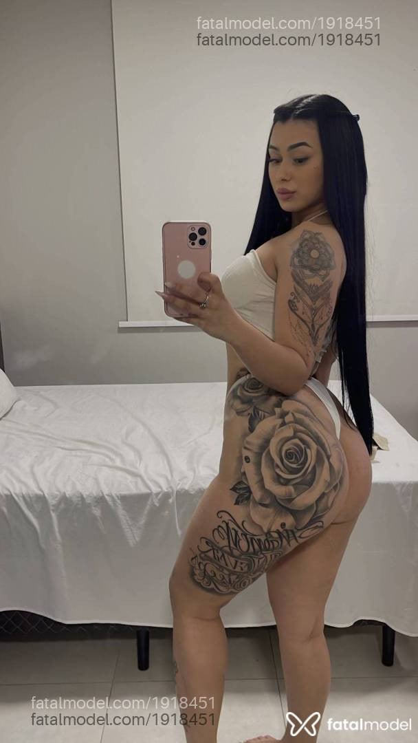 Acompanhante mulher morena (o) de olhos castanhos - Sofi Martins