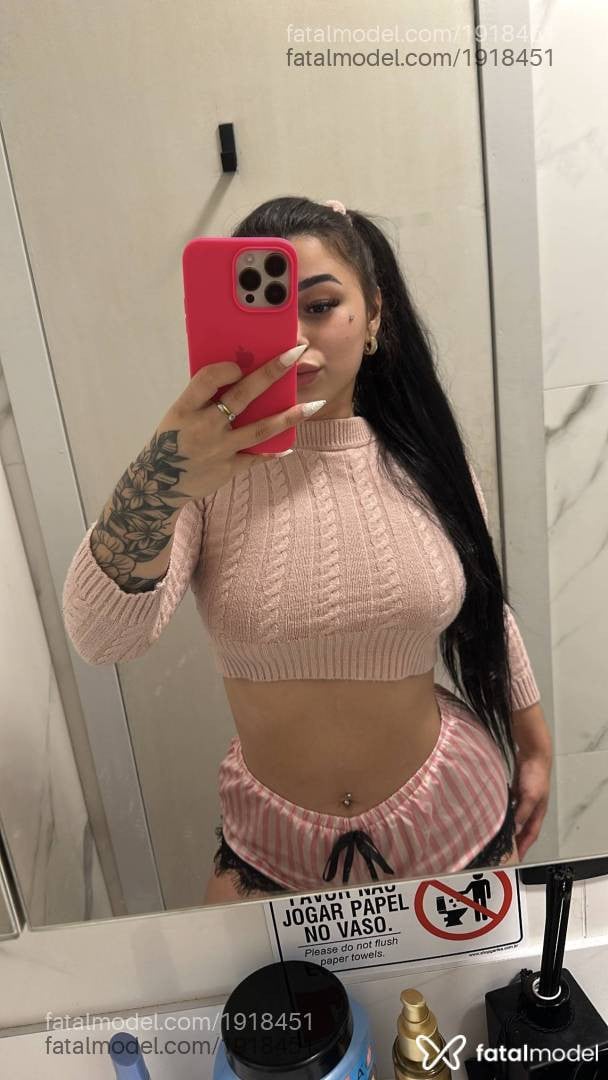 Acompanhante mulher morena (o) de olhos castanhos - Sofi Martins