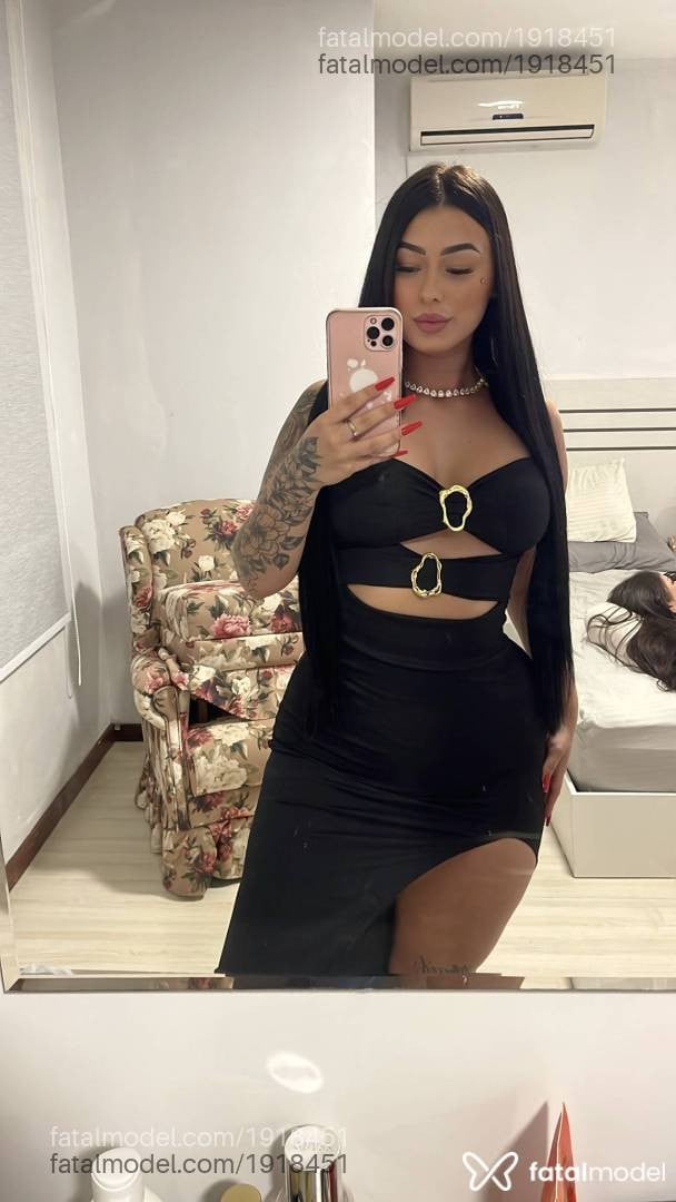 Acompanhante mulher morena (o) de olhos castanhos - Sofi Martins
