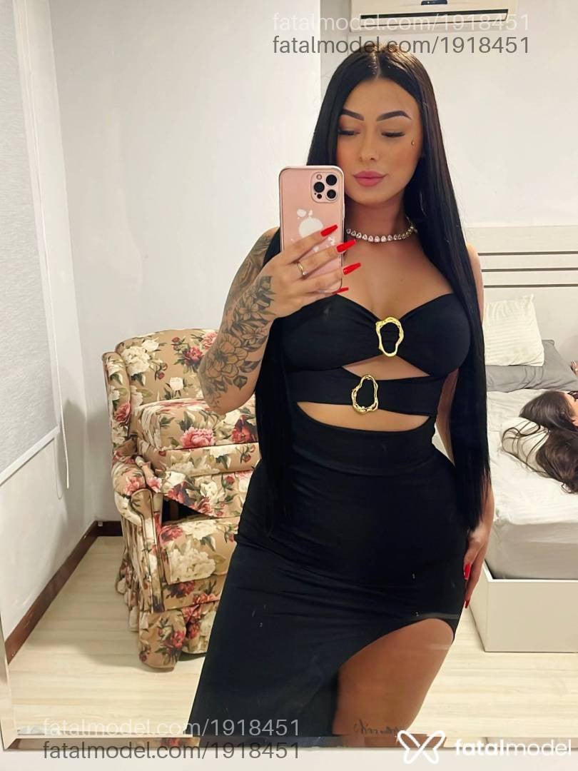 Acompanhante mulher morena (o) de olhos castanhos - Sofi Martins