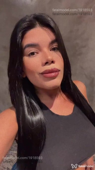 Acompanhante mulher com cabelo castanho de olhos castanhos em Belo Horizonte - Kiara