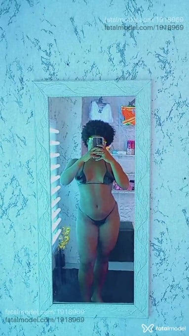 Acompanhante mulher com cabelo castanho de olhos castanhos em Rio de Janeiro - Cristine