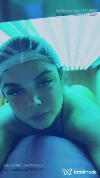 Acompanhante mulher trans morena (o) de olhos castanhos em Frutal - Maitê