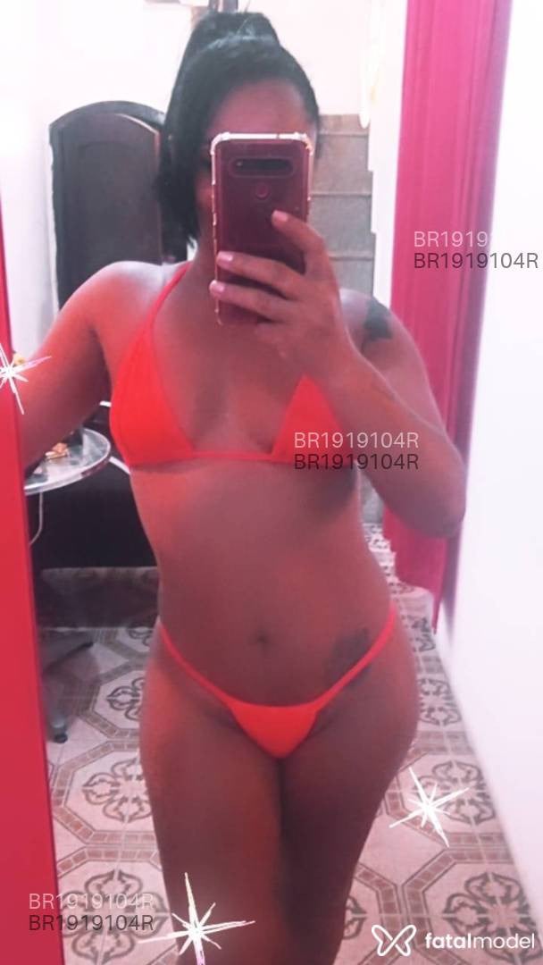 Acompanhante mulher morena (o) de olhos castanhos - Anitta Fernanda Acompanhante mulher morena (o) de olhos castanhos - Anitta Fernanda