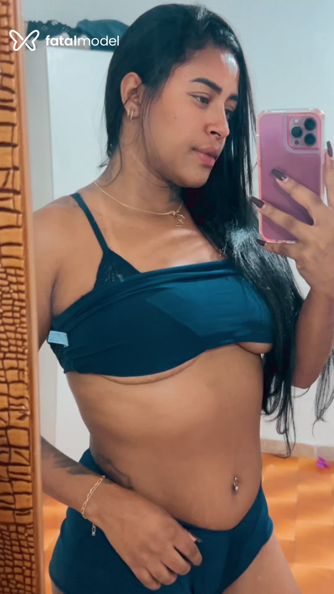 Acompanhante mulher morena (o) de olhos pretos em Vespasiano Acompanhante mulher morena (o) de olhos pretos em Vespasiano - Fernanda