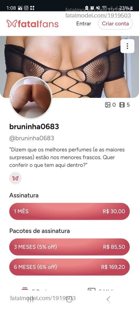 Acompanhante mulher com cabelo colorido de olhos castanhos em Caxias do Sul - Bruninha