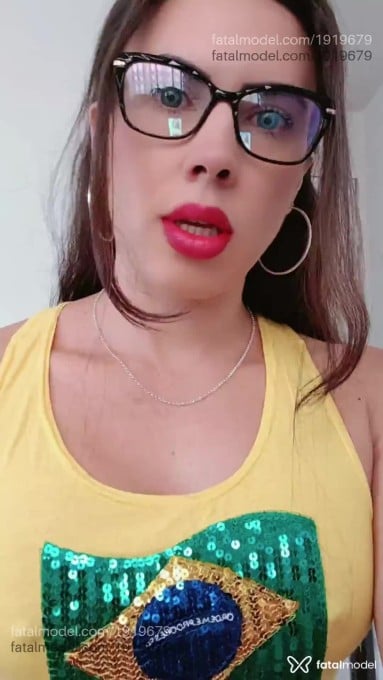 Acompanhante mulher morena (o) de olhos castanhos em Curitiba - Isabelle Pinheiro