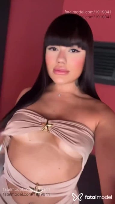 Acompanhante mulher morena (o) de olhos castanhos em São Paulo - Morena