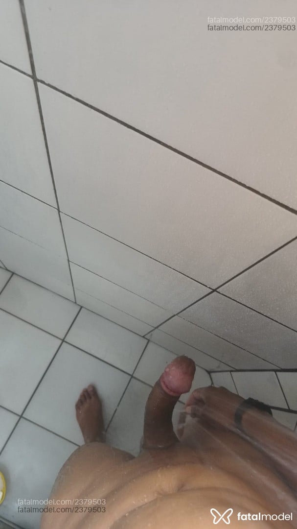 Acompanhante homem morena (o) de olhos pretos em Porto Alegre - Douglas