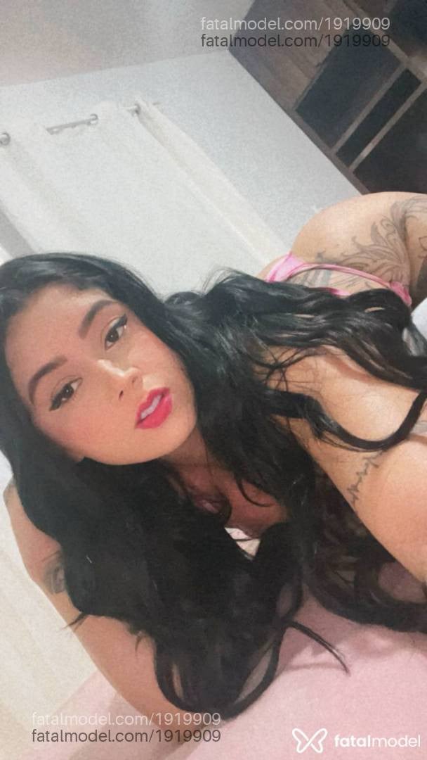 Acompanhante mulher morena (o) de olhos castanhos em Brusque Acompanhante mulher morena (o) de olhos castanhos em Brusque - Beatriz