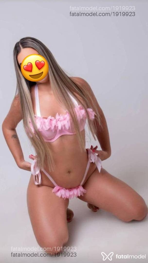 Acompanhante mulher com cabelo castanho de olhos castanhos em Toledo - Bianca Sabatine