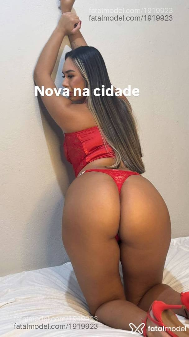 Acompanhante mulher com cabelo castanho de olhos castanhos em Toledo - Bianca Sabatine
