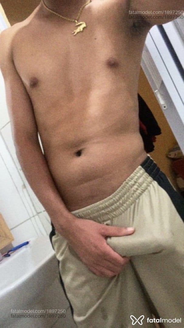 Acompanhante homem morena (o) de olhos castanhos em Sorocaba Acompanhante homem morena (o) de olhos castanhos em Sorocaba - Guilherme Sousa