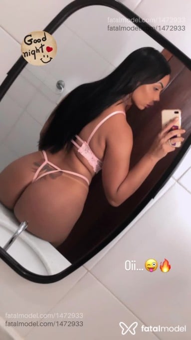Acompanhante mulher trans com cabelo castanho de olhos castanhos em Porto Alegre - Mylla