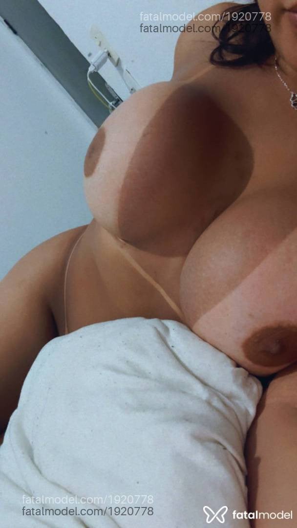 Acompanhante mulher trans morena (o) de olhos castanhos - Valeska gomes