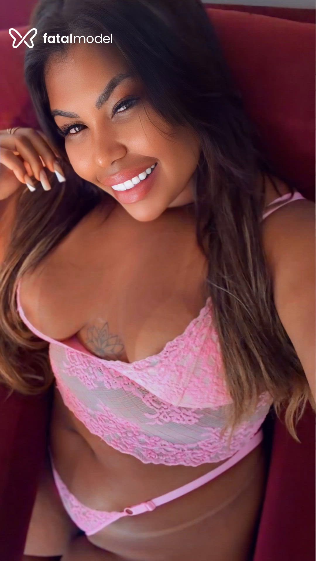 Acompanhante mulher morena (o) de olhos castanhos - Layla Oliveira
